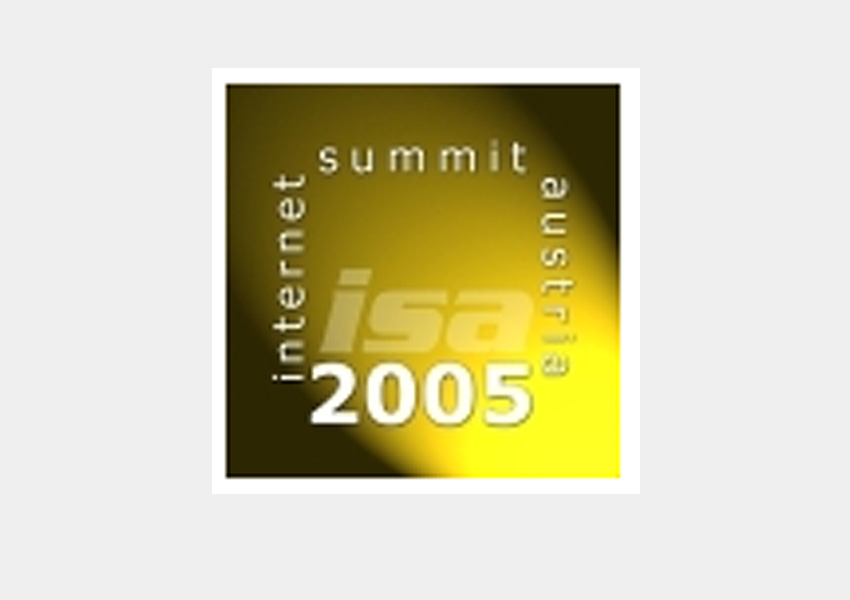 Internet Summit Schriftzug auf goldener Fl&auml;che