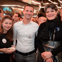 Die Feier bot viele Gelegenheiten f&uuml;r Networking und anregende Gespr&auml;che.